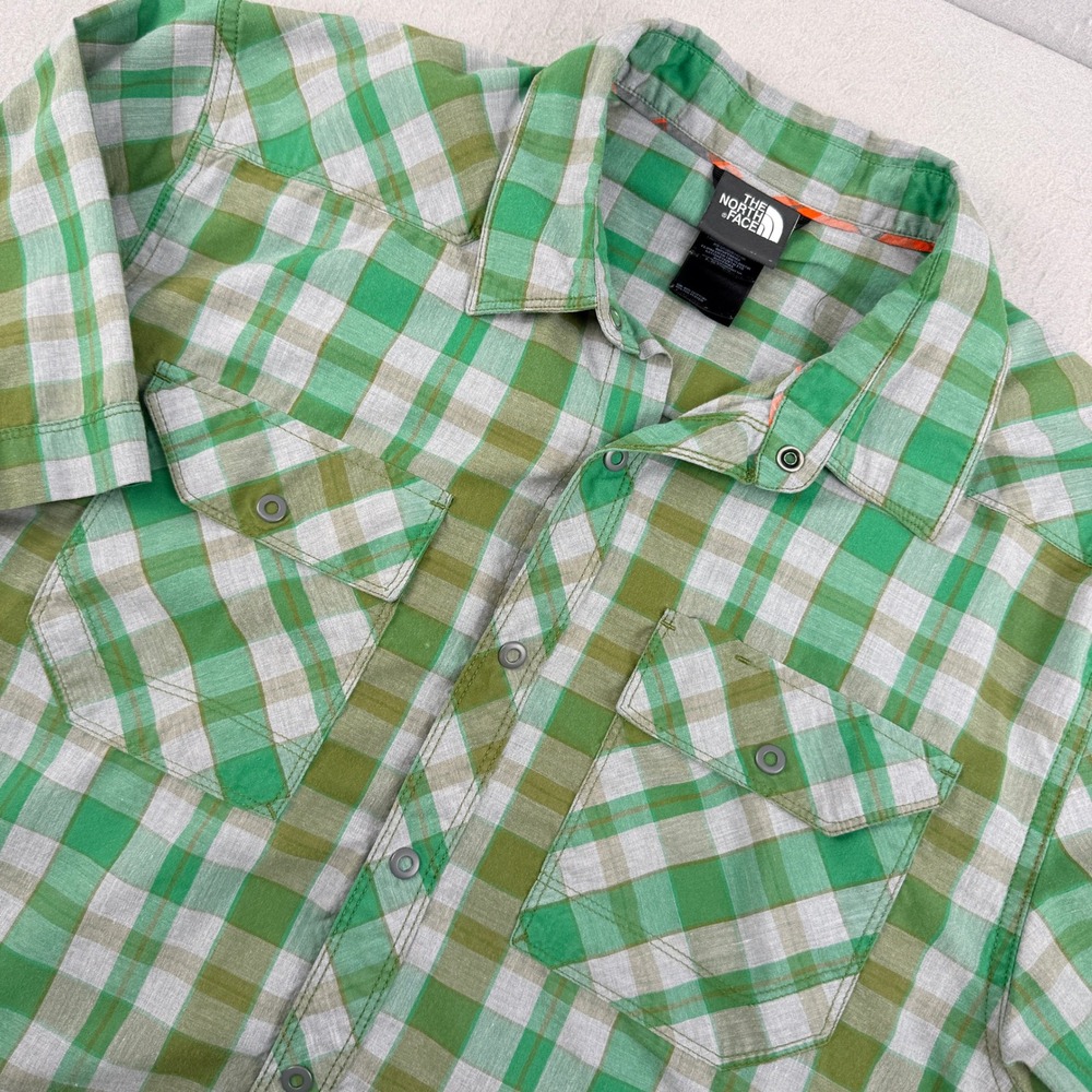 The North Face Mens Medium M Plaid Button Down Shirt Short‎ Sleeve Green Grey